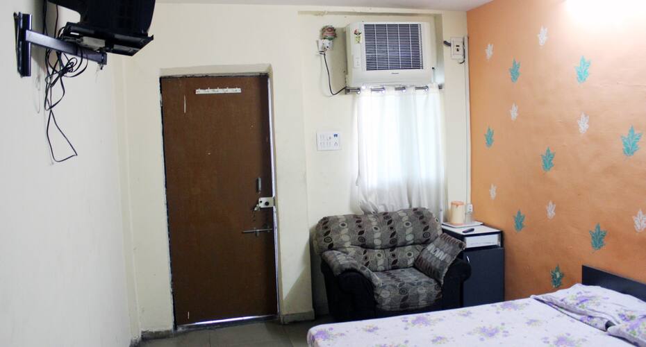 Hotel Shakun, Ahmedabad 5